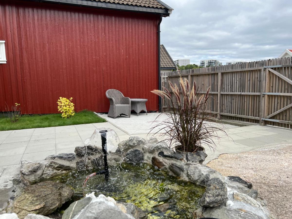 Sentralt I Fredrikstad Gratis Parkering Luaran gambar