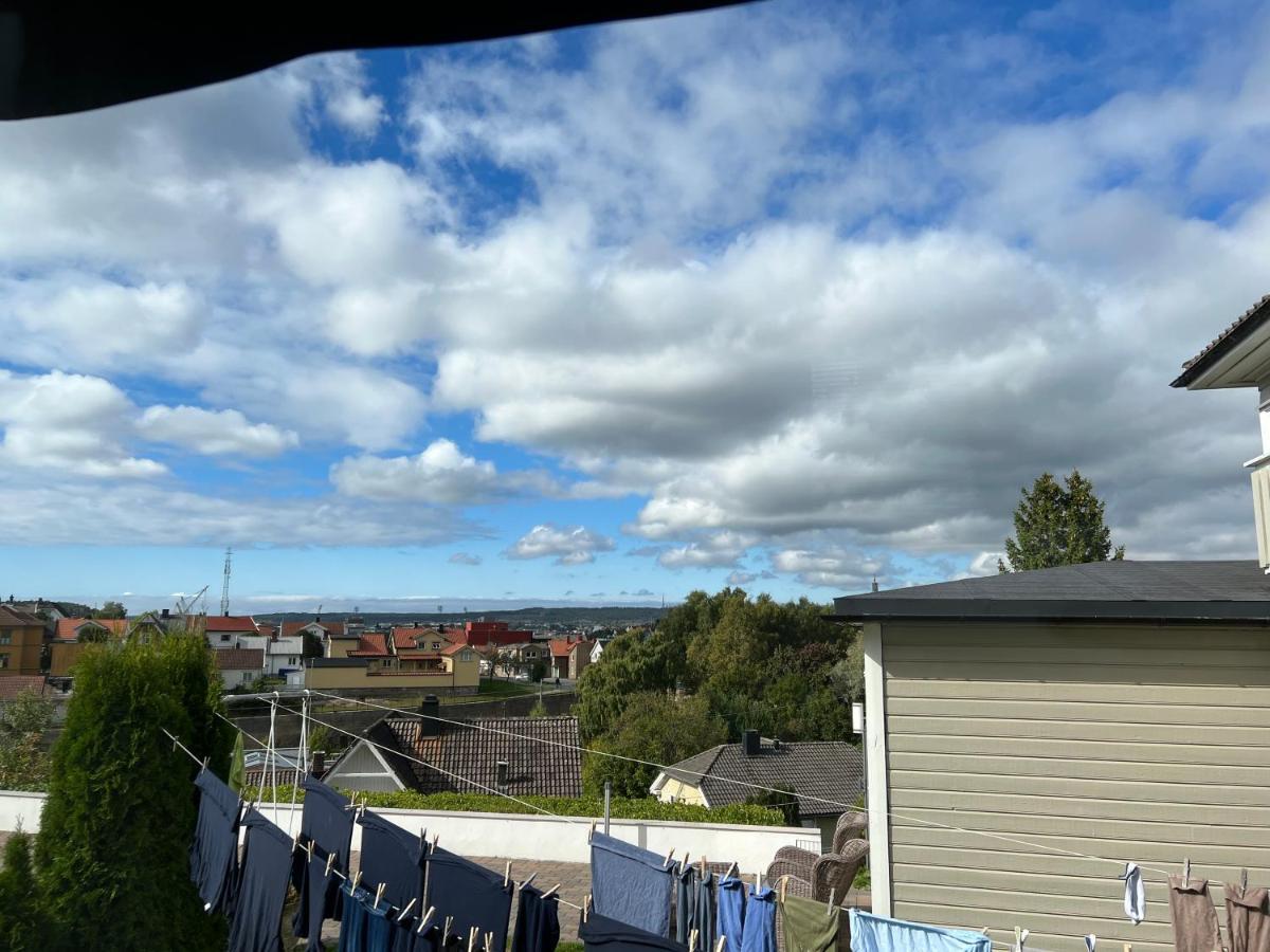 Sentralt I Fredrikstad Gratis Parkering Luaran gambar