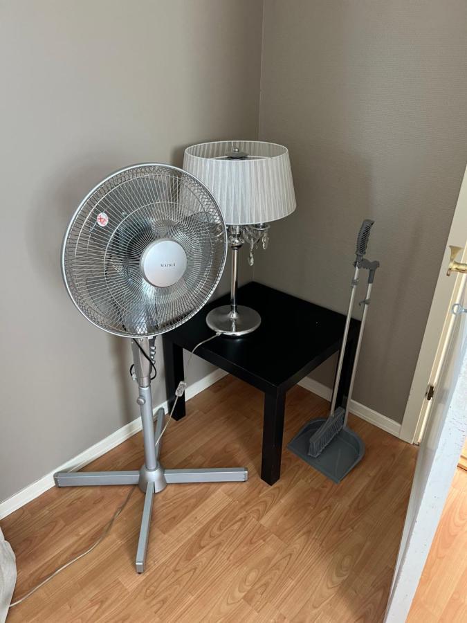 Sentralt I Fredrikstad Gratis Parkering Luaran gambar